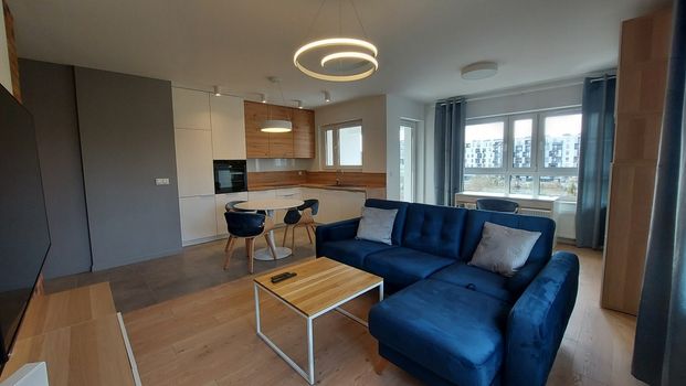 Piękne 3 pokojowe mieszkanie z balkonem. - Photo 1