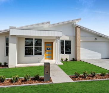 Brand new five-bedroom home in Figtree Hill Estate - Photo 5