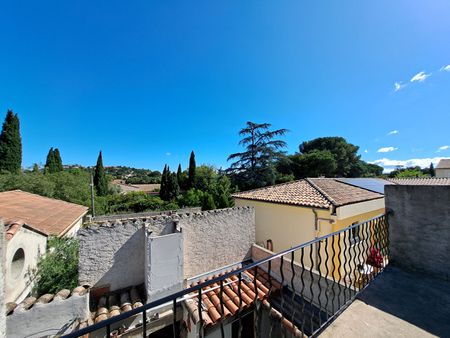 STUDIO Villeneuve Les Avignon 1 pièce(s) 24.42 m2 - Terrasse, - Photo 5