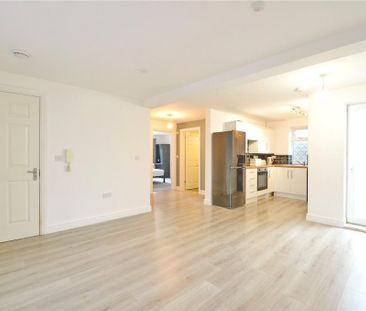 3 bedroom apartment to rent - Photo 1