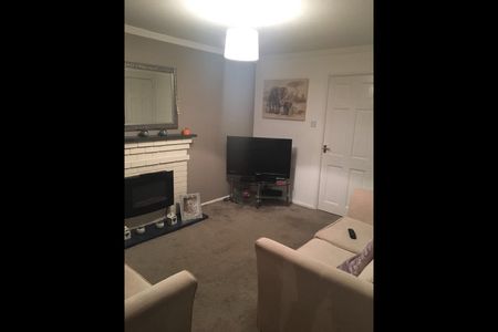 2 Bed Semi-Detached House, Windmill Avenue, M5 - Photo 3