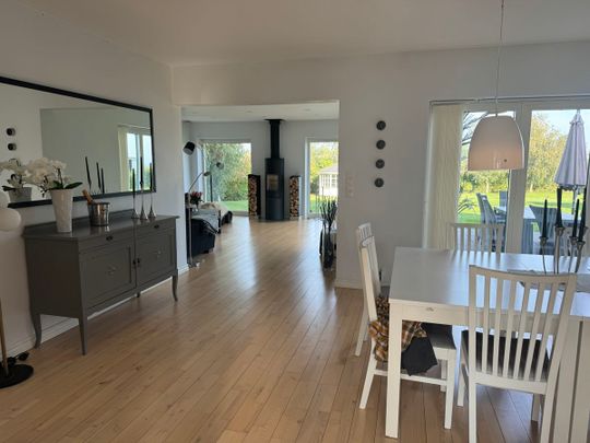 Villa med havsutsikt i Trelleborg uthyres till företag - Foto 1