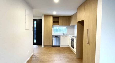 2 Bedroom 1.5 Bathroom Townhouse - Photo 3