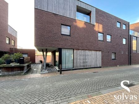 Modern tweeslaapkamer appartement centrum Merendree met zeer groot zonnig terras - Photo 4