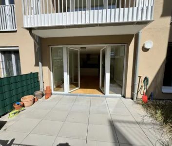 Großzügige 4 Zimmer Wohnung mit Privatgarten - Photo 2
