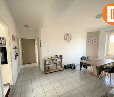 Location Appartement 5 pièces 74m² - Photo 5