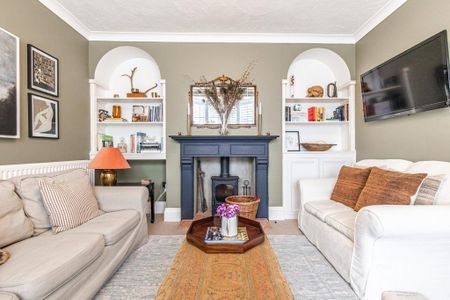 3 bedroom terraced house to rent - Photo 2