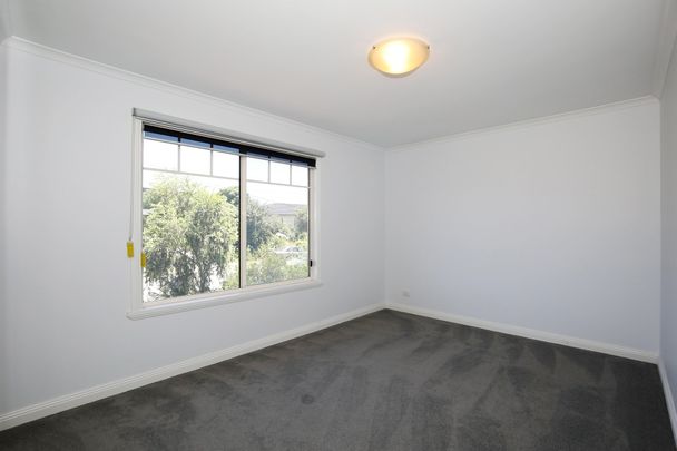 4A Nirvana Crescent, Bulleen - Photo 1