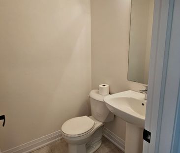 For Lease - 75 Marret Lane, Clarington, Ontario - Photo 1