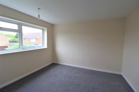 3 bedroom detached house to rent - Photo 3