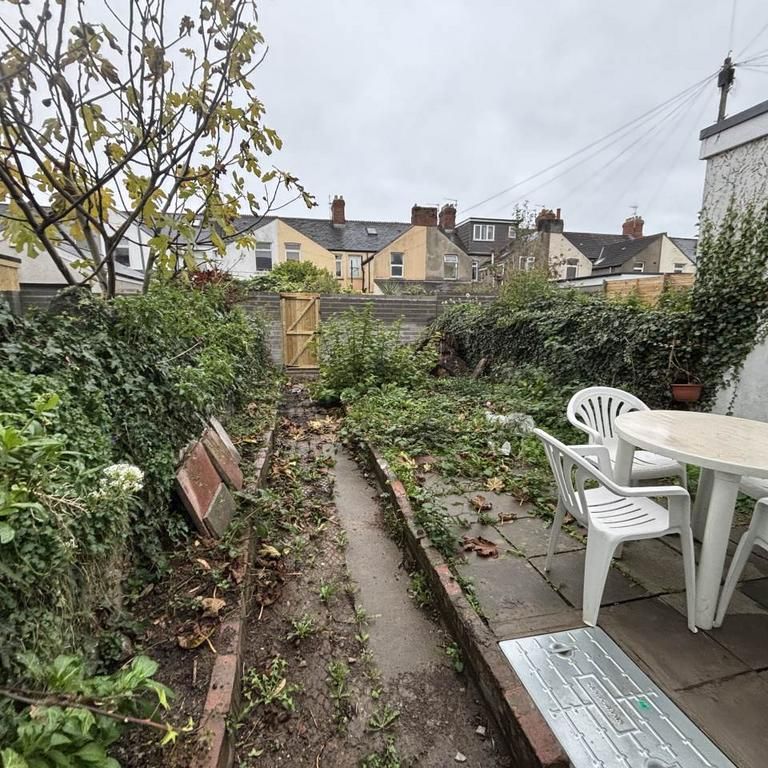 4 bedroom house to rent - Photo 1