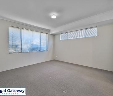 7 Fairfax Street, HILBERT WA 6112 - Photo 2