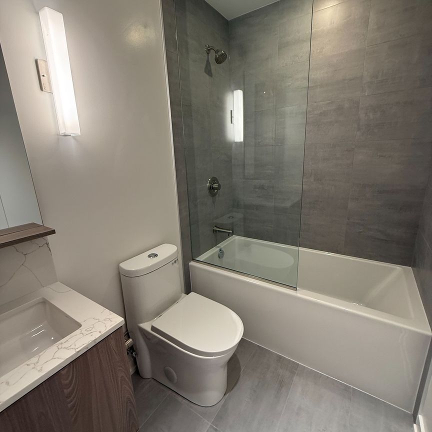 For Lease - 110 Broadway Avenue Unit# 1010 S, Toronto, Ontario - Photo 1