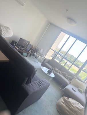 St Kilda Road - Photo 1