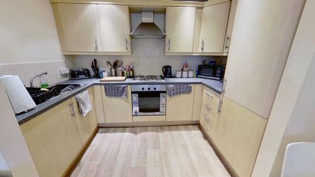 2 bedroom flat to rent - Photo 5
