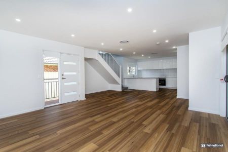 Modern Townhouse Living in a Prime Location - Photo 2