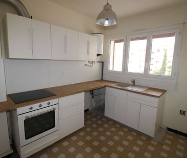Location Appartement 2 pièces 54m² TOULON 83000 - Photo 3