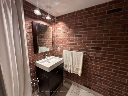 For Lease - 7730 Kipling Avenue Unit# 309, Vaughan, Ontario - Photo 4