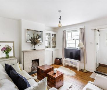 2 bedroom end of terrace house to rent - Photo 3