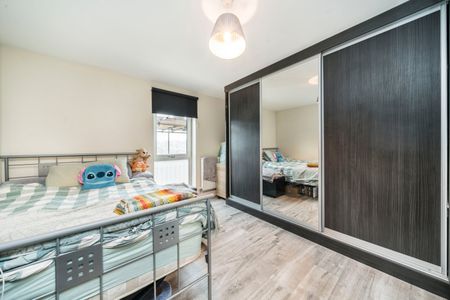 Fairthorn Road, Charlton, SE7, London - Photo 3