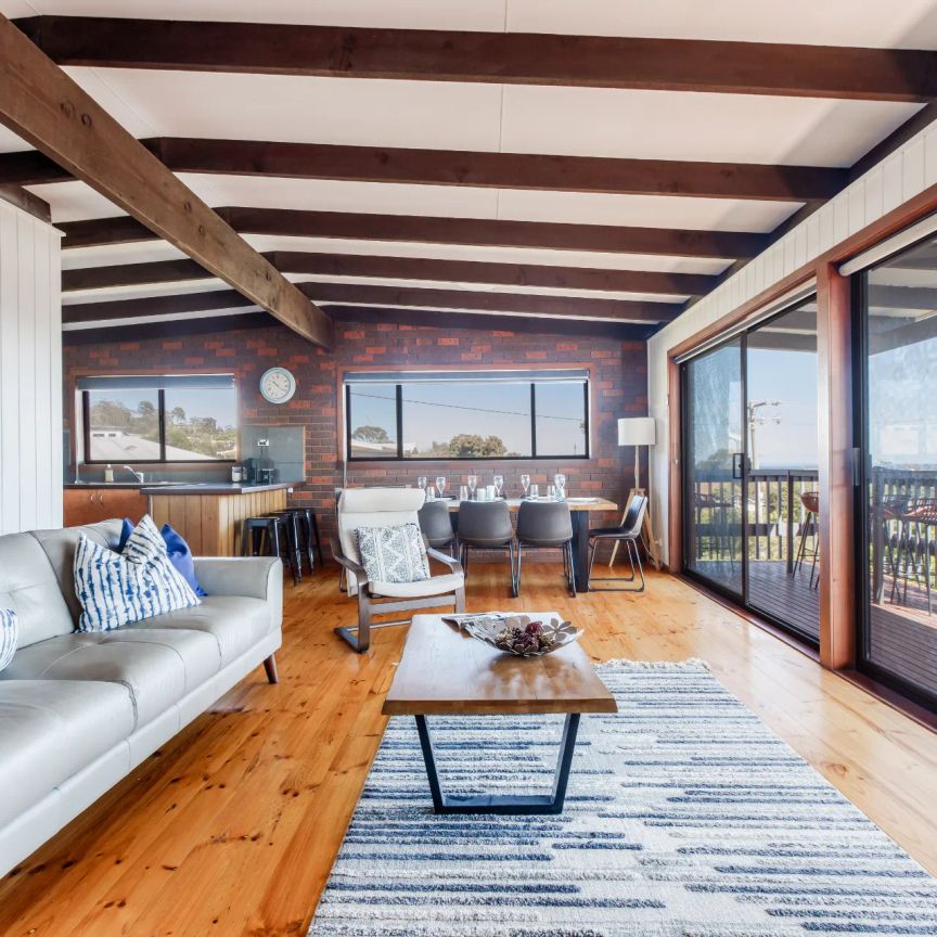 Updated family home with bay views.. - Photo 1
