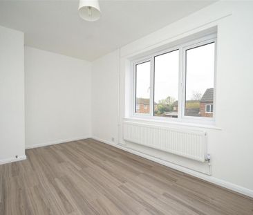 2 bedroom maisonette to rent - Photo 4