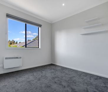 Charming home in the heart of the Aston Estate! - Photo 3