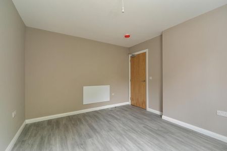 Apt 1 Moat House, 971-973 Upper Newtownards Road, Dundonald, BT16, Belfast - Photo 2