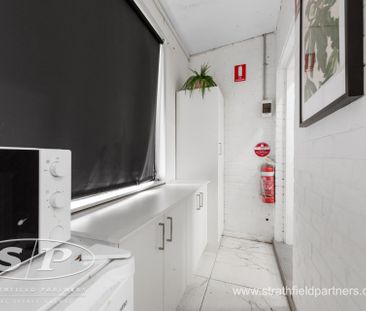 Location, Location - Photo 6