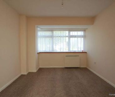 2 bedroom property to rent in Worthing - Photo 1