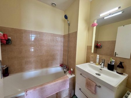 Location Appartement 1 pièce 32m² ST LAMBERT LA POTHERIE 49070 - Photo 4