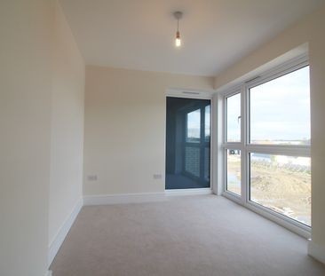 Champlain Street, Reading, RG2 6AE - Photo 2