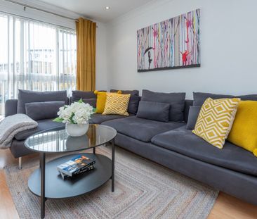 2 Bed Terraced House, Hampstead Walk, E3 - Photo 5