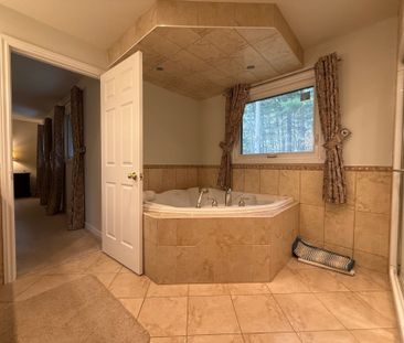 For Lease - 58 Moore Place Unit# A, Barrie, Ontario - Photo 4