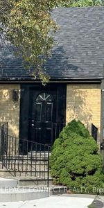 #Room - 9 Ashdean Drive – Toronto, Ontario - Photo 3