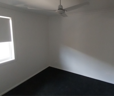 3 Bedroom, 2 Bathroom Duplex - Photo 4