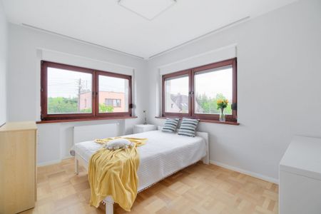 Dom z ogrodem na wynajem - Smochowice - Zdjęcie 3