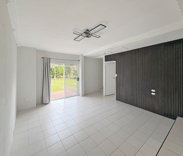 Charming 3-Bedroom Home - Photo 2