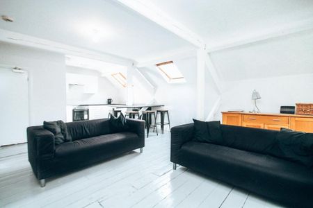 8 bedroom private hall to rent - Photo 2