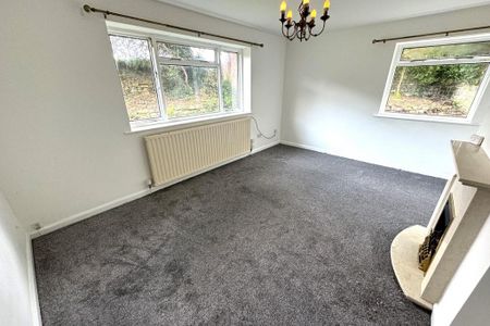 2 bedroom detached bungalow to rent - Photo 2