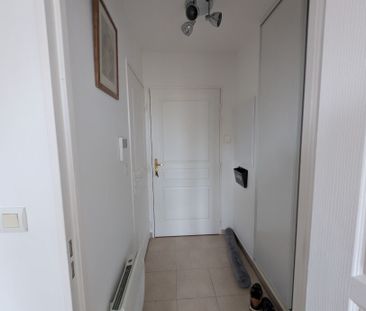 Location Appartement 2 pièces 41m² - Photo 5