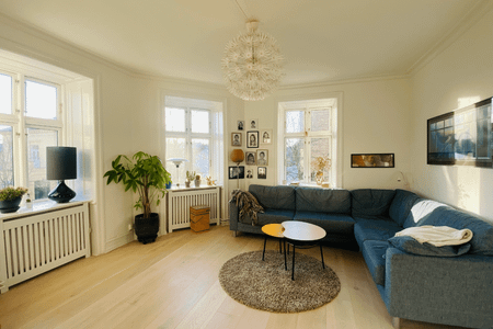 Furnished apartment with balcony in Østerbro, Copenhagen - Photo 2