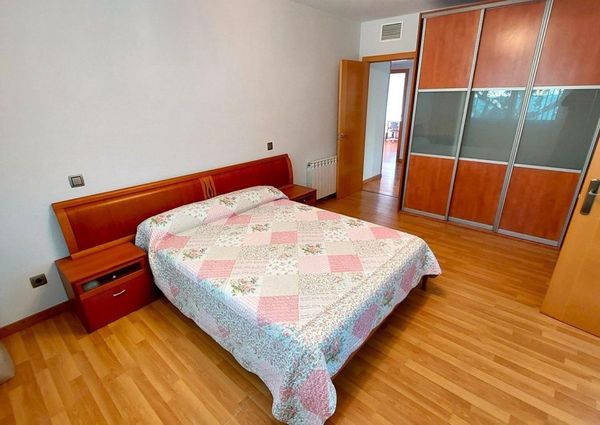 Villa con la piscina privada en Cabo Roig.