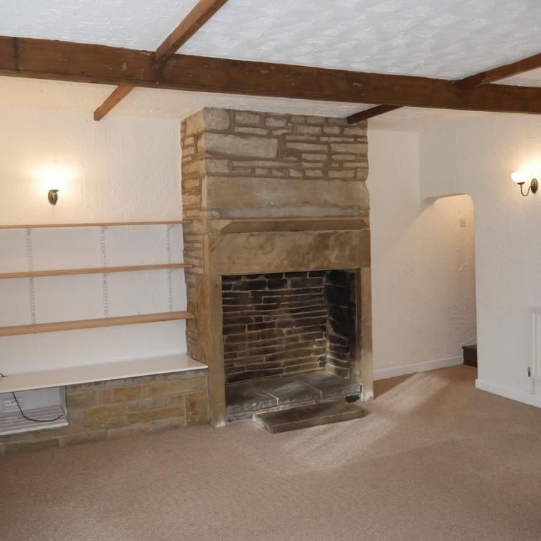 2 bedroom terraced house to rent - Photo 1