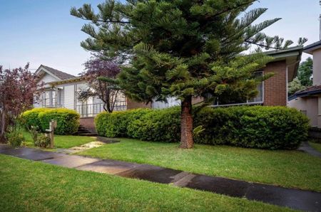 1/4 Rosebank Avenue, Strathmore VIC 3041 - Photo 4