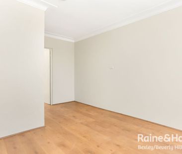 1/65B Gloucester Road, Hurstville, NSW 2220 - Photo 2