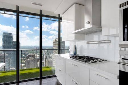 For Lease - 33 Charles Street Unit# PH4503, Toronto, Ontario - Photo 2