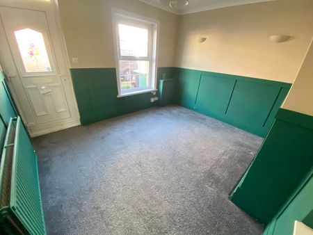 Victoria Road, Newport - Photo 3