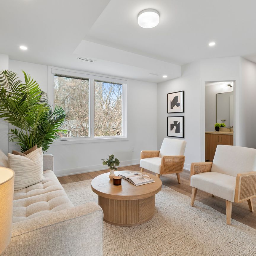For Lease - 34 Poplar Avenue Unit# Unit 4, Toronto, Ontario - Photo 1