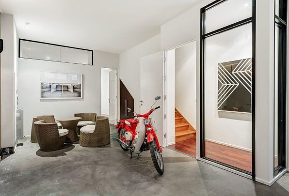 New York–Style Living with Sustainable Soul in the Heart of Fitzroy - Photo 1